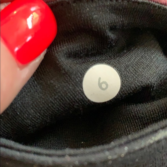 Reversible lulu lemon leggings - Picture 5 of 6